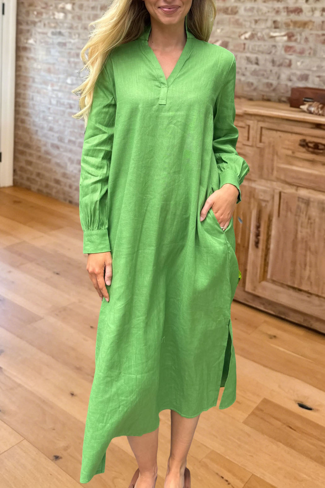 Solid V-Neck Pocket Midi Dress
