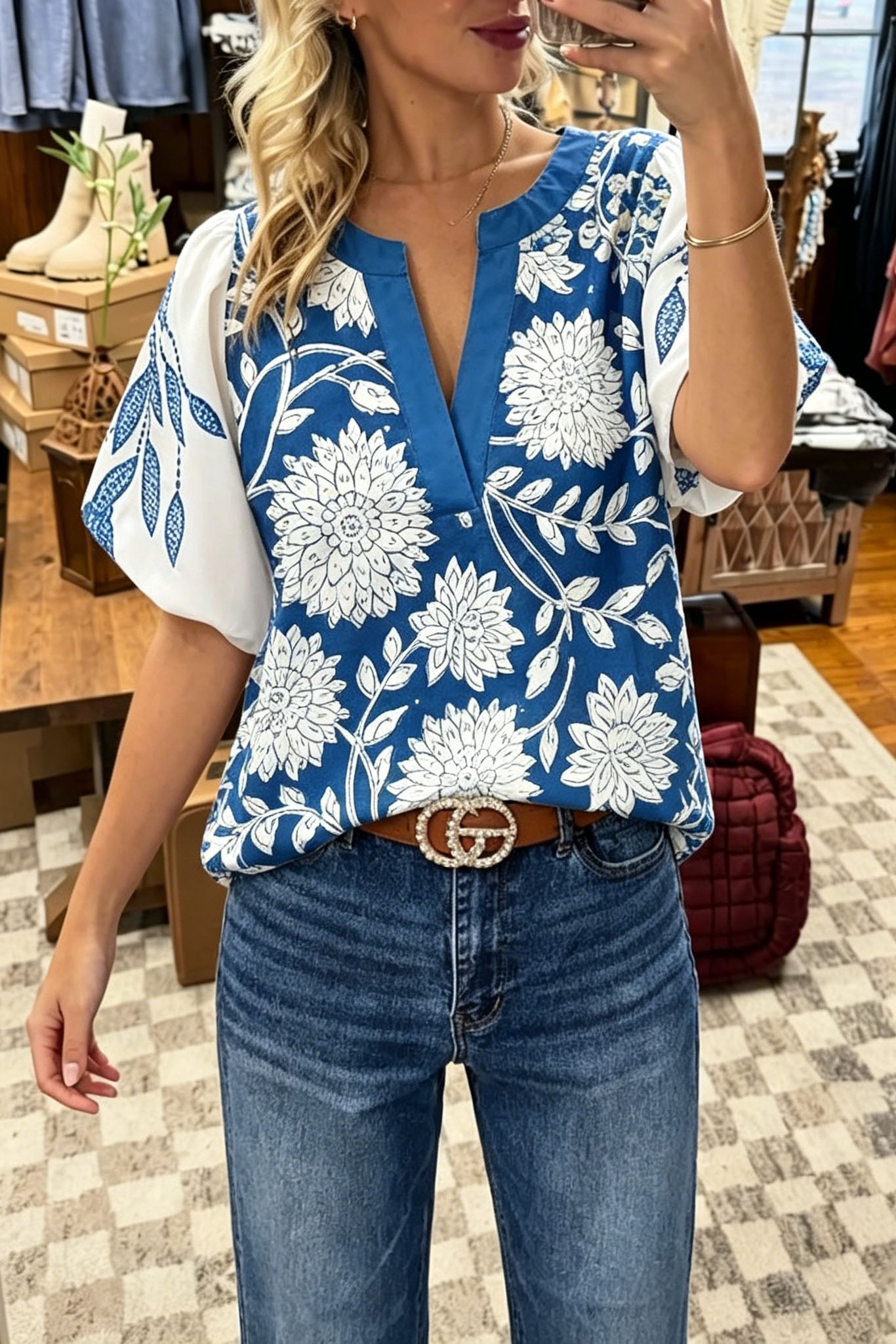 Floral PrintV-Neck Puff Sleeve Top