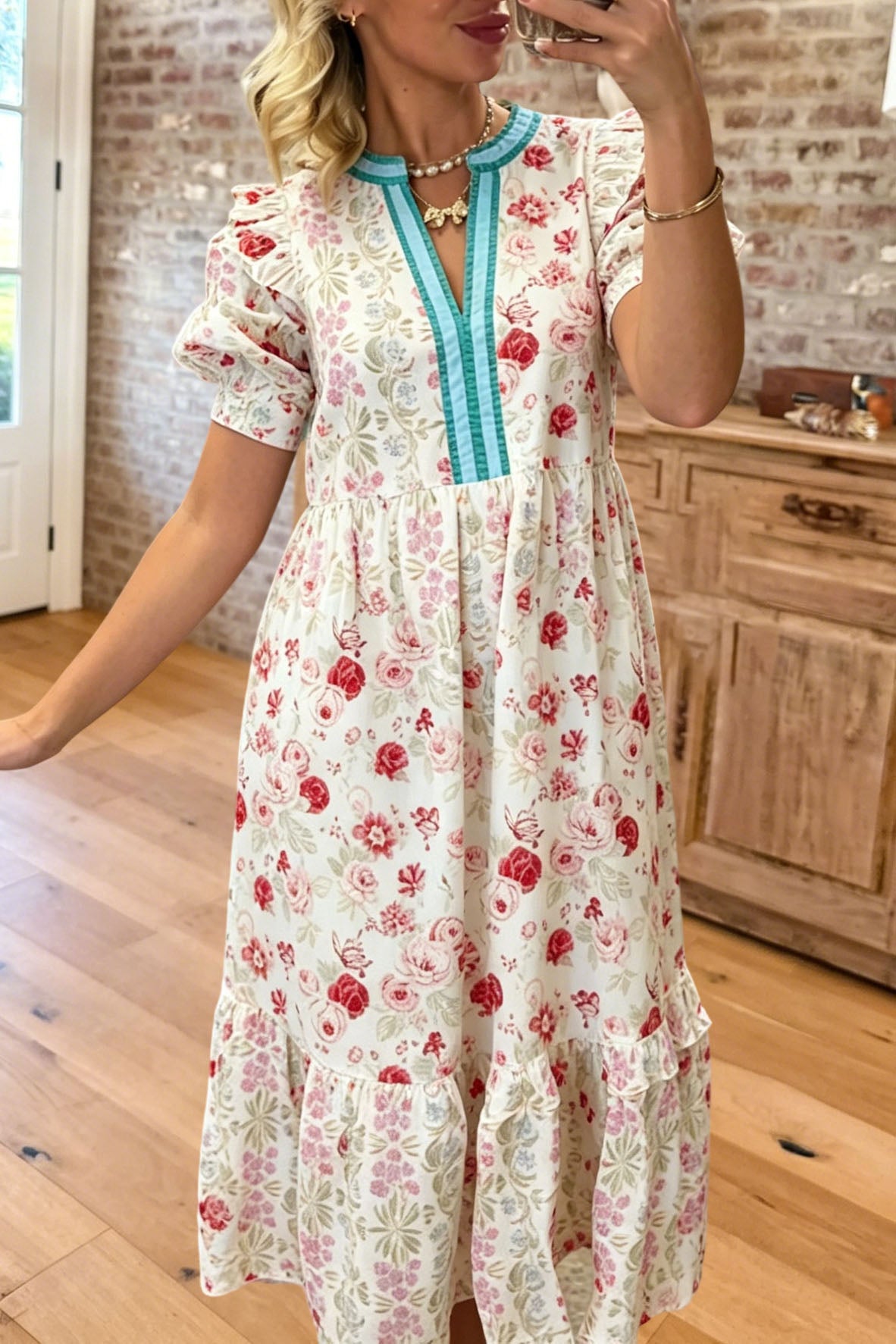 Floral Print Contrast V-Neck Maxi Dress
