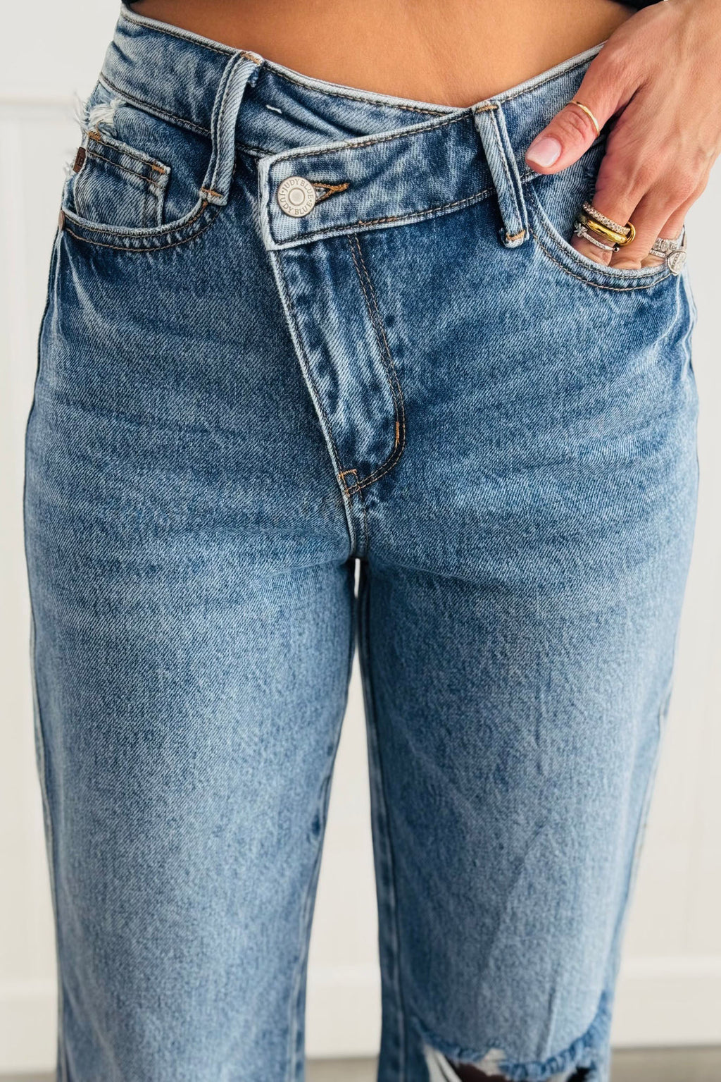 Cross Waist Ripped Straight Jeans