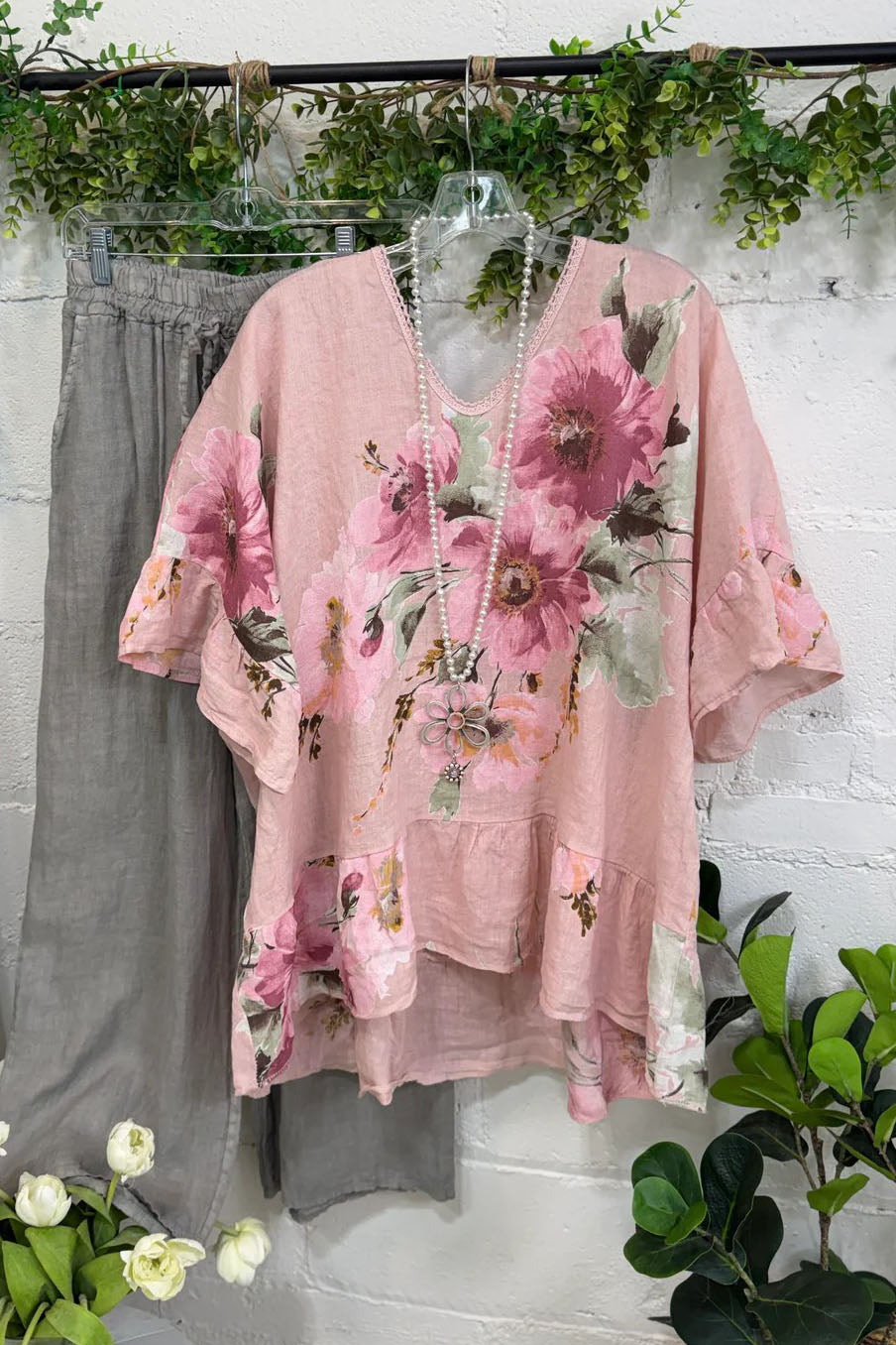 Floral Print Ruffle Hem Linen Top